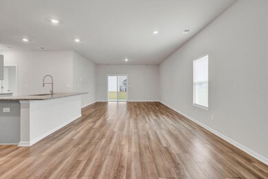 586 Spanish Wells Rd, Summerville, SC 29486 - photo 6