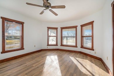 1121 Broadway St, Niles, MI 49120 - photo 5