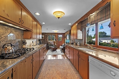 23 Haley Rd, Marblehead, MA 01945 - photo 6