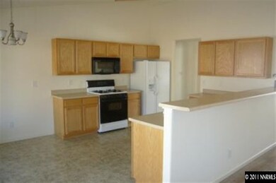 1600 Meadows Ave, Fernley, NV 89408 - photo 4