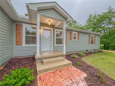 107 W Wesley St, Walhalla, SC 29691 - photo 6