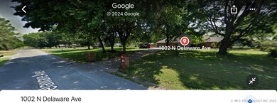 1002 N Delaware St, Chouteau, OK 74337 - photo 5