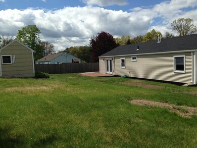 172 Skyridge St, Ludlow, MA 01056 - photo 4