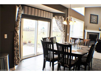 OPEN AND BRIGHT SUPER SIZED DINING AREA.