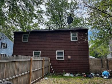 52-54 Campechi St, Springfield, MA 01104 - photo 6