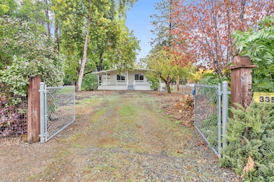 B-web-or-mls-335-tavis-dr