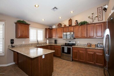 35207 Kitchen B