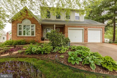 13202 Ben Nevis Ct, Herndon, VA 20171 - photo 2