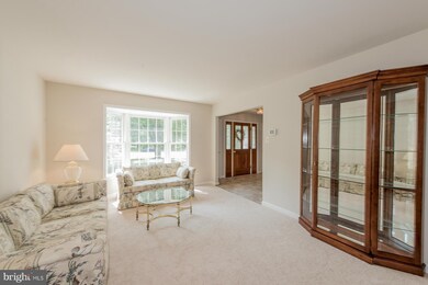 7828 Brookstone Ct, Ellicott City, MD 21043 - photo 3