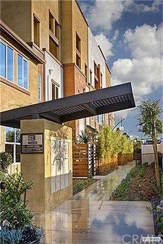 1578 W Artesia Square unit G, Gardena, CA 90248 - photo 2