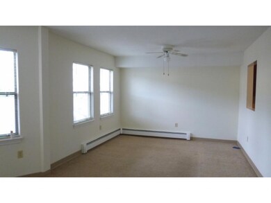 3 Kessler Farm Dr unit 125, Nashua, NH 03063 - photo 5