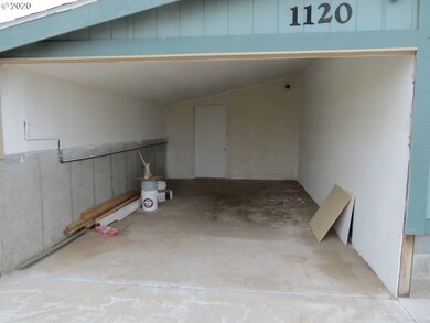 1120 SW Marshall Ave, Pendleton, OR 97801 - photo 6