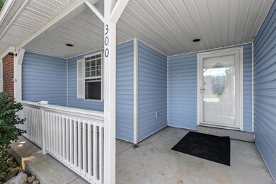 300 Southbrook Dr, Nicholasville, KY 40356 - photo 3