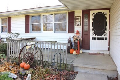 3263 Crimson Rd, Mansfield, OH 44903 - photo 2