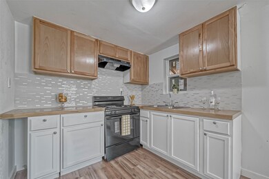 2526 Vaughn St, Houston, TX 77093 - photo 4