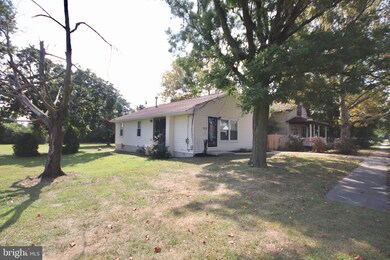 325 Mantua Ave, Paulsboro, NJ 08066 - photo 4