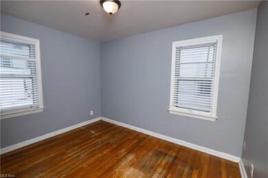 18421 Maple Heights Blvd, Maple Heights, OH 44137 - photo 6