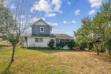 115 Truxall Rd, Apollo, PA 15613 - photo 4