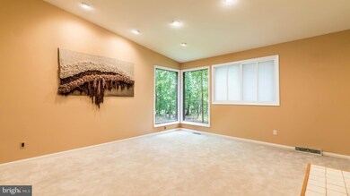 2810 Grasty Woods Ln, Pikesville, MD 21208 - photo 5
