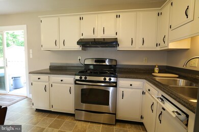 2809 Rohrersville Rd, Rohrersville, MD 21779 - photo 5