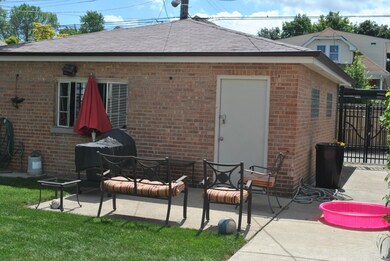 unlisted-address, Chicago, IL 60641 - photo 4