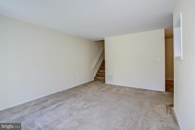 9309 Jarrett Ct, Montgomery Village, MD 20886 - photo 6