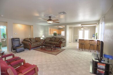 family room 2