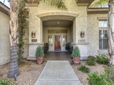 006_Front Door