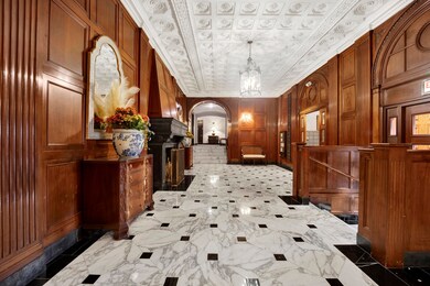 3300 N Lake Shore Dr unit 13C, Chicago, IL 60657 - photo 3