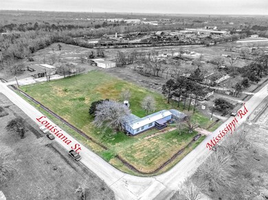 7111 Mississippi Rd, Manvel, TX 77578 - photo 2