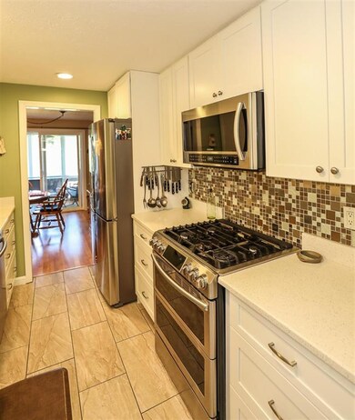 379 Winding Pond Rd, Londonderry, NH 03053 - photo 5