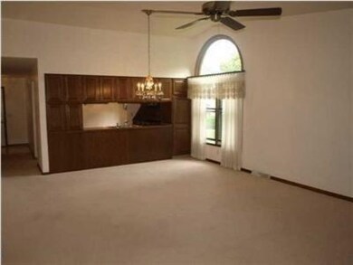 Ken Ade Dining room