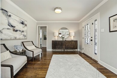 1070 W 42nd St, Houston, TX 77018 - photo 6