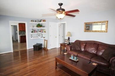 2326 Franklin Dr, Winterville, NC 28590 - photo 4