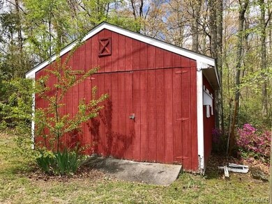 3178 Essex Mill Rd, Dunnsville, VA 22454 - photo 5