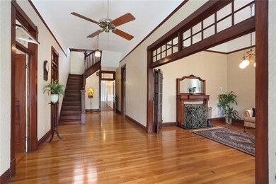Traditional center hall classic design.  Working t