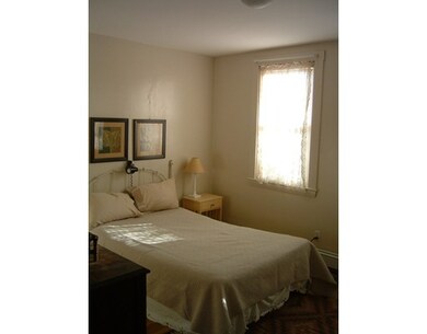 198 Hampshire St unit 1, Cambridge, MA 02139 - photo 4