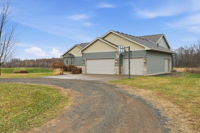 30190 Quandam Ln, Center City, MN 55012 - photo 2