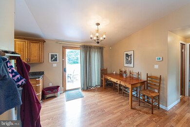 2921 Baltimore Ave, Halethorpe, MD 21227 - photo 5