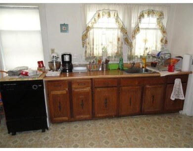 15 Laurel St unit 15, Watertown, MA 02472 - photo 3