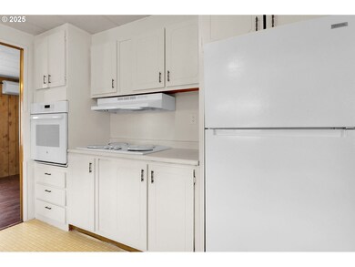 3900 Coburg Rd unit 59, Eugene, OR 97408 - photo 6