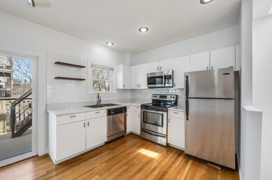 402 E 7th St unit 3, Boston, MA 02127 - photo 3