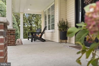 10 Fox Chase Cir, Newtown Square, PA 19073 - photo 4