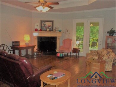 1712 Leach St, Kilgore, TX 75662 - photo 7