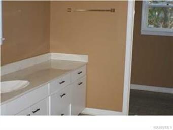 MASTER BATH DOWNSTAIRS