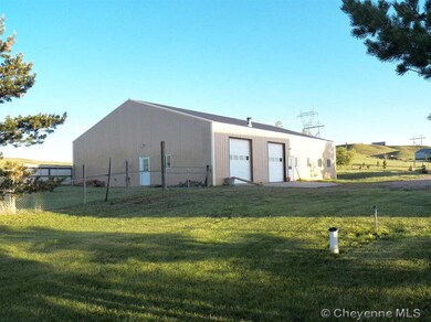 50 x 68 insulated, dog run, wood stove, plumbed fo