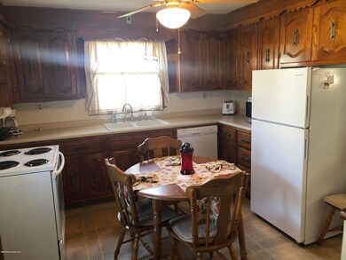 1008 Baker St, Taylor, PA 18517 - photo 7