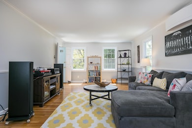 17 Hunts Point Rd Cape-large-011-017-Liv