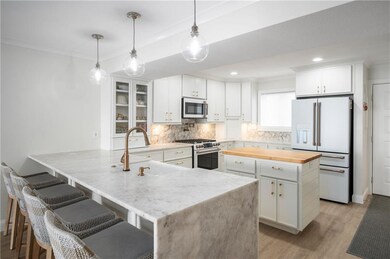 411 E Washington St unit 2, Culver, IN 46511 - photo 6