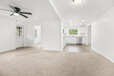 11800 Henry St, Sugar Creek, MO 64054 - photo 4